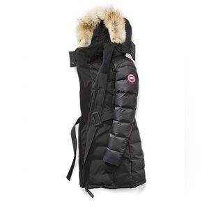 Canada Goose Women’s Rowan Down Parka – Style 3202L
Size: XS